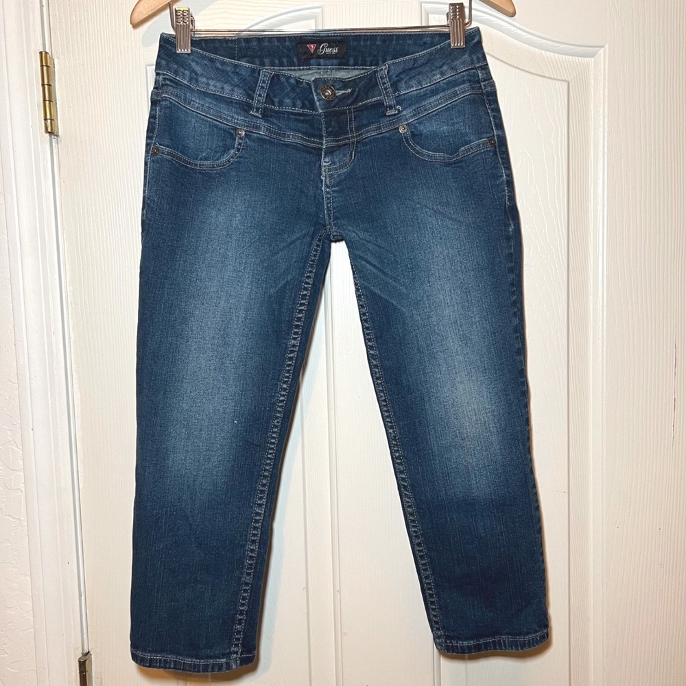 Vintage Guess Y2K Low Rise Capri Jeans Dark Wash Zipper Hem Size 27